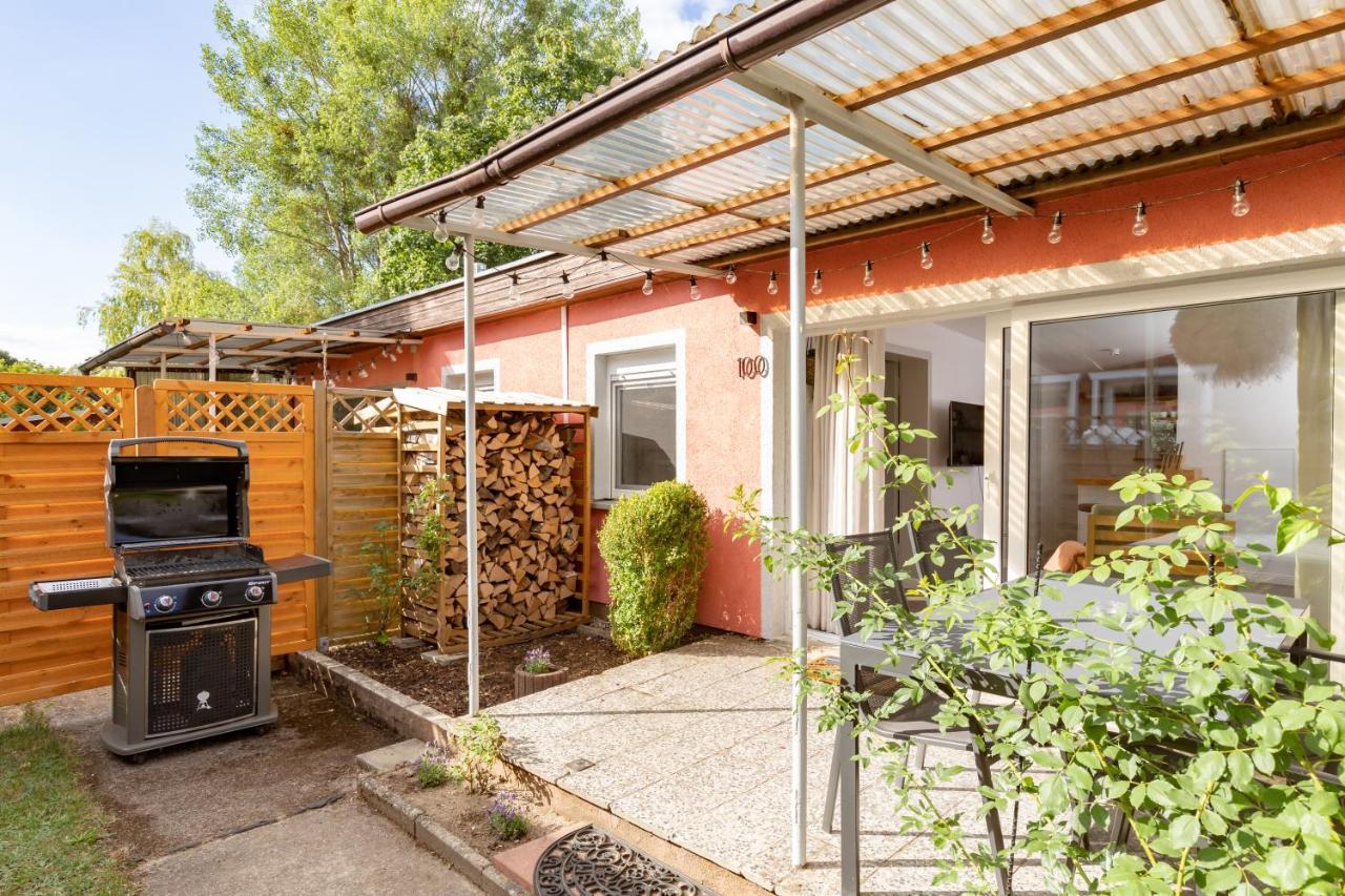 Gemutliches Tinyhouse Bungalow Mit Kamin & Sauna Am See Joachimsthal Exterior photo